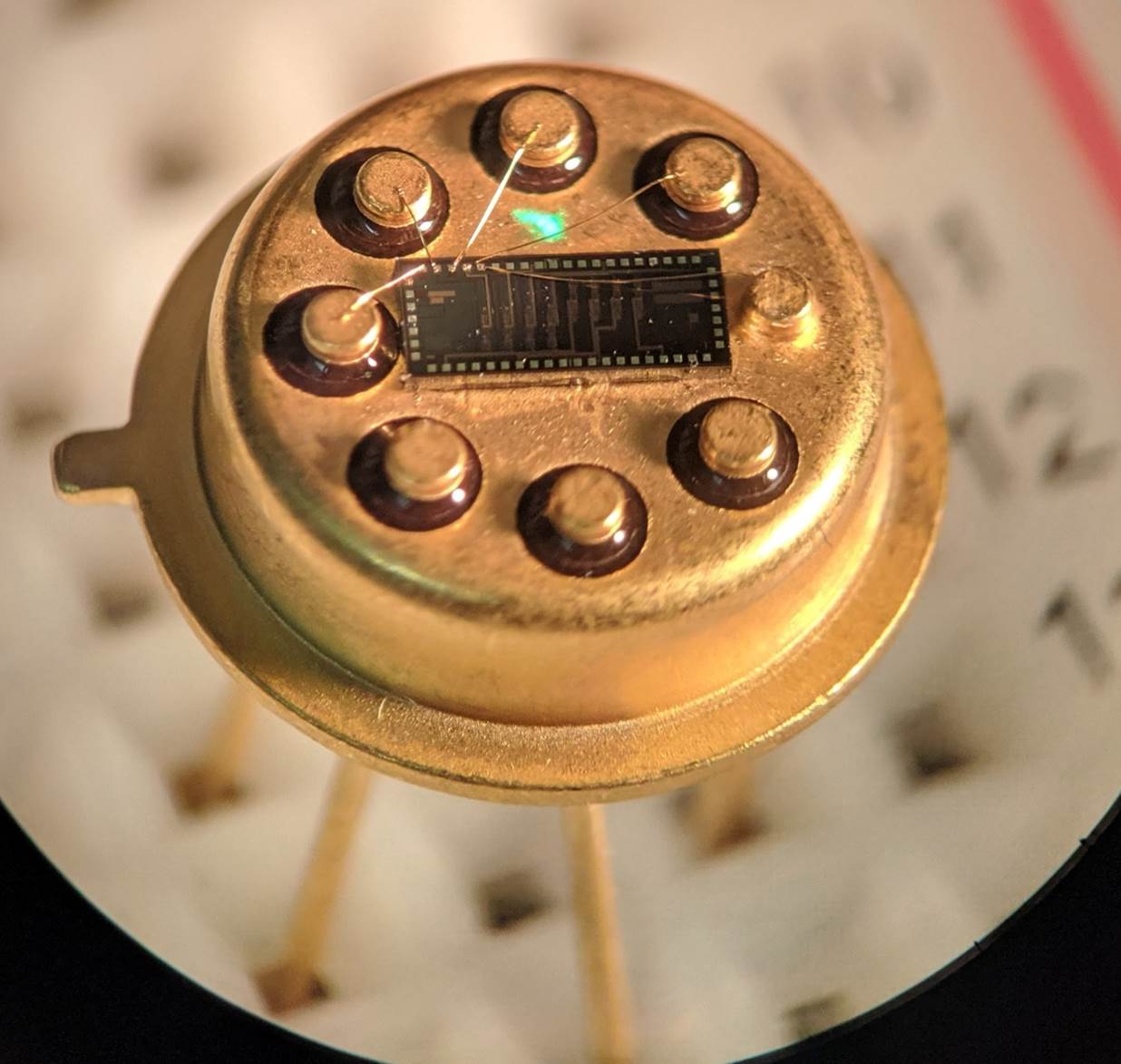 A close up of a telephone

Description automatically generated